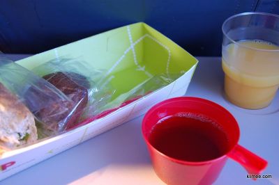 飞机上提供的早餐